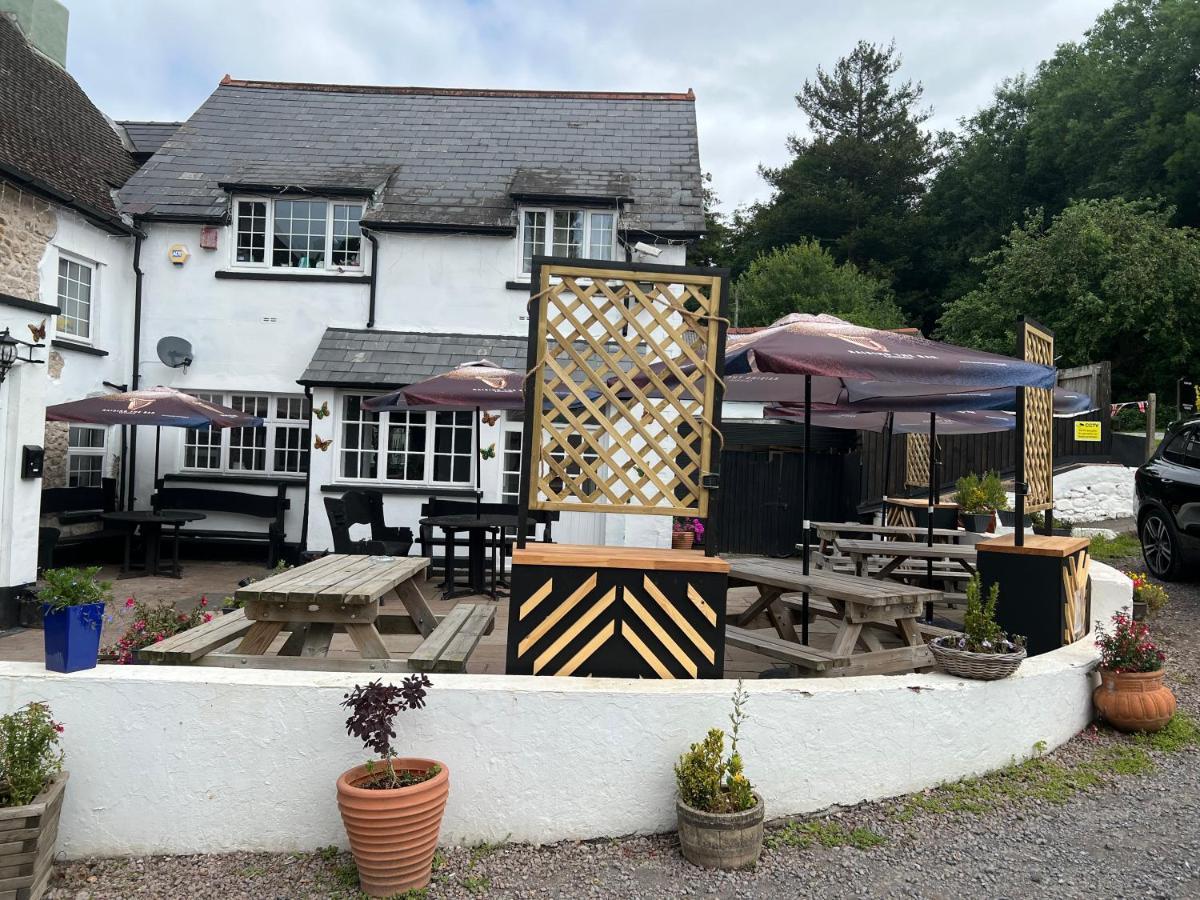 Chainbridge Usk Riverside Gastro Pub And Accommodation Trostrey Exterior foto